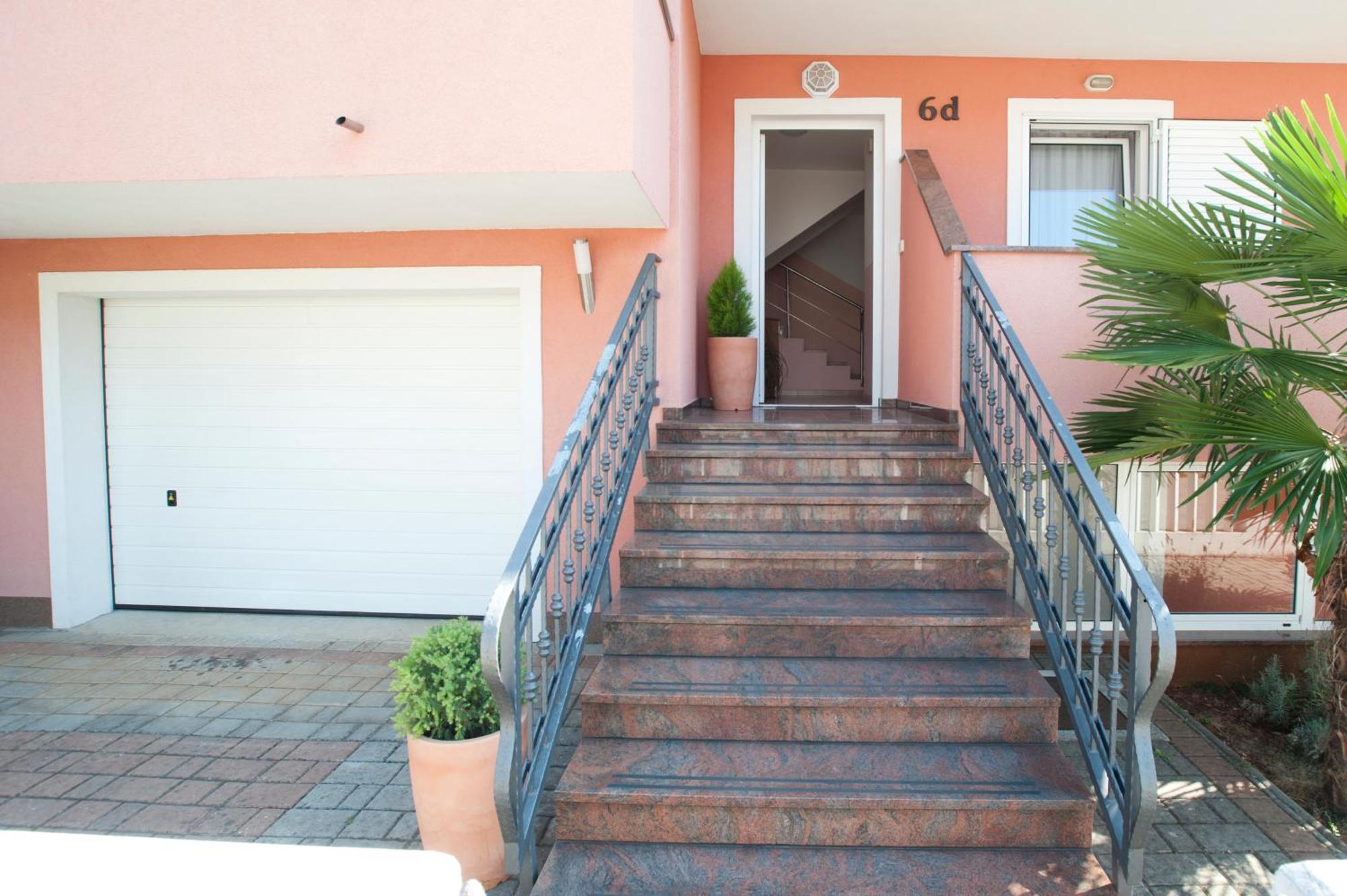 Apartments Maric With Parking Umag Exterior foto