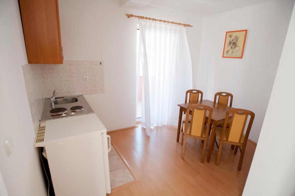 Apartments Maric With Parking Umag Zimmer foto